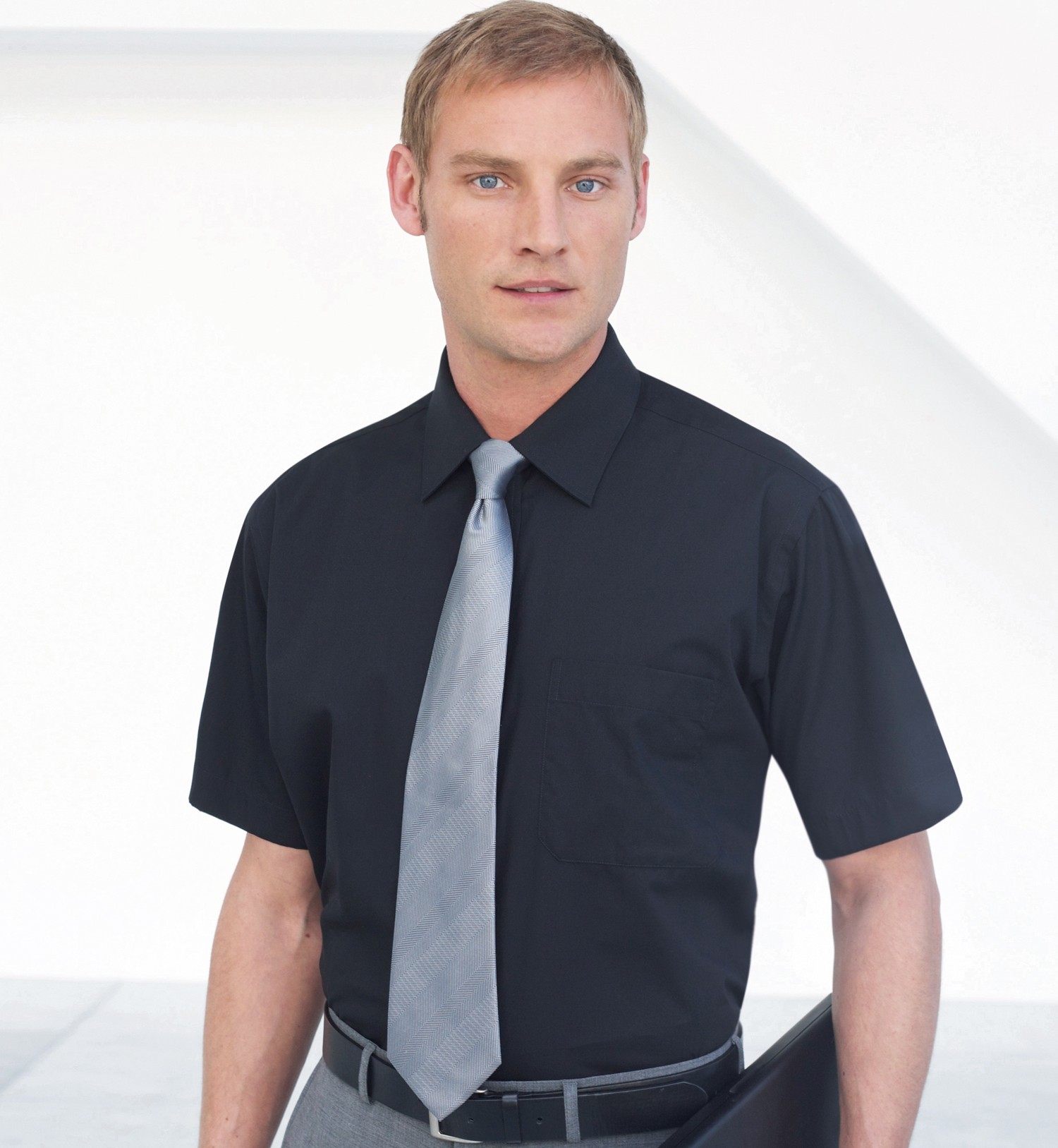 Having trouble using this site with a screen reader or any other Accessible technology? J McLaughlin's men's classic fit shirts provide the ultimate look in timeless American sportswear for any occasion. Shop today, get free shipping on orders of $ or more.
