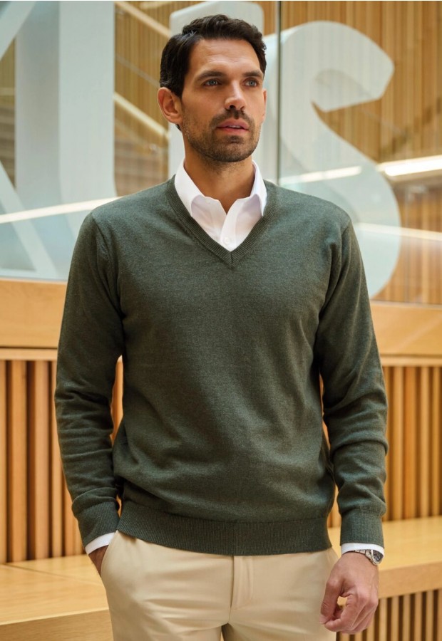 Berlin V-Neck Jumper